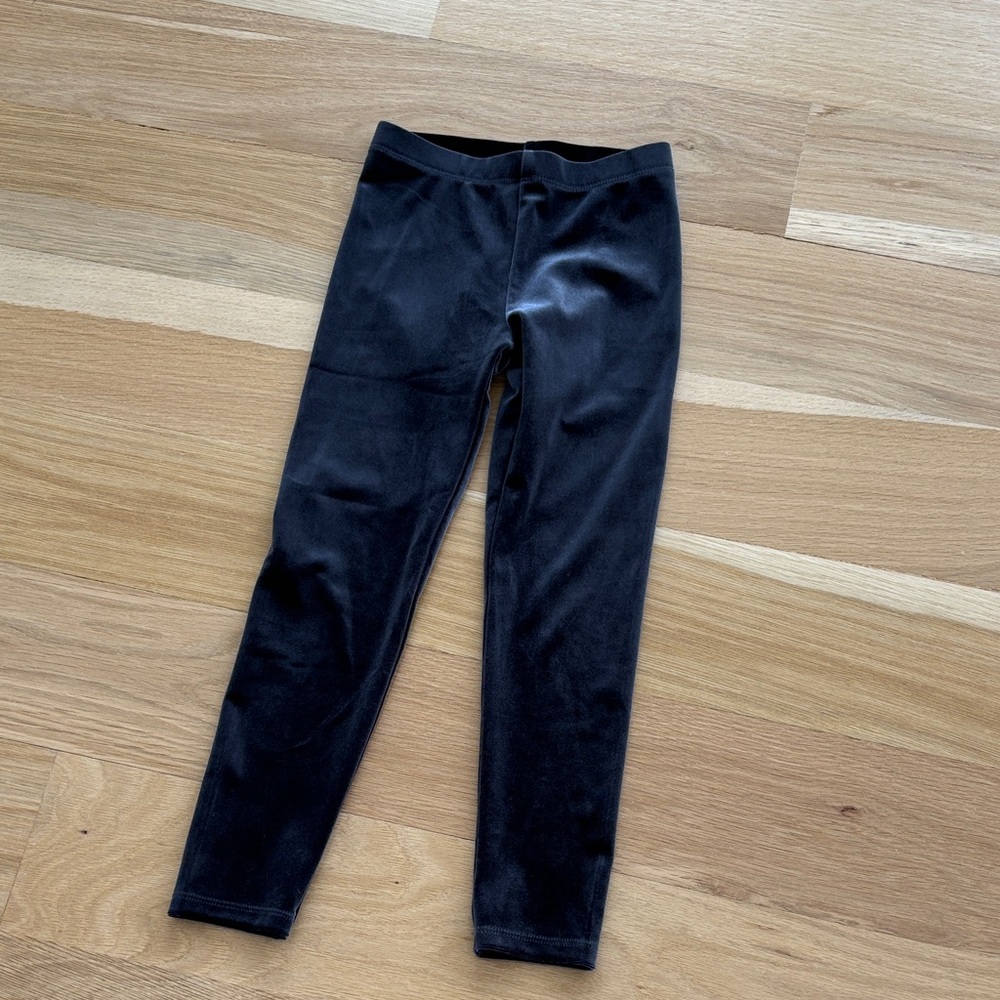 Janie and Jack Velvet Leggings in “Dark Marine”